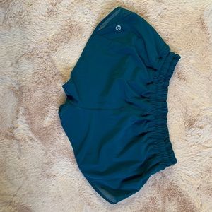 Lululemon Shorty Short 2.5”